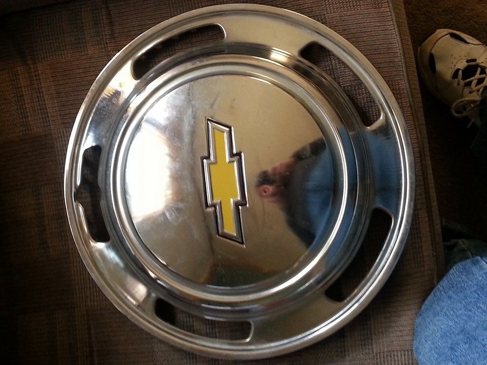 • View topic 73 luv chevy hubcap emblem color
